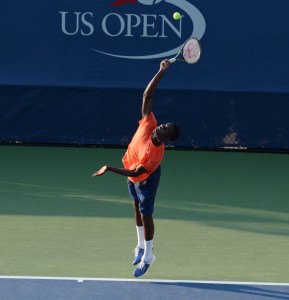 Frances Tiafoe (*98 / USA) - 1st service in practice 1of 4 - start - 2015 US.Open