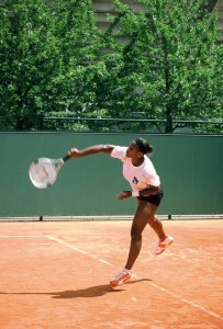 Serena Williams (*81 / USA) - 1st service in the practice - 1 of 1 - impact - 2003 French Open - Paris / France