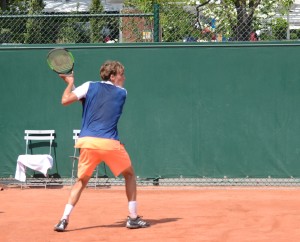 Stefanos Tsitsipas (*98 / GRE) - 1-handed backhand 3.0 - 1 of 4 - backswing - 2017 French Open Qualification - Paris